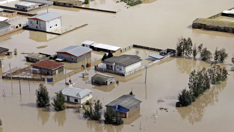 مصرع 76 شخصاً في إيران بسبب الفيضانات