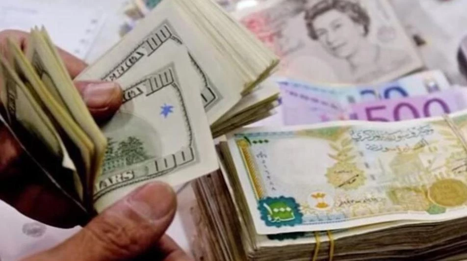 سعر جديد لليرة السورية أمام الدولار وباقي العملات
