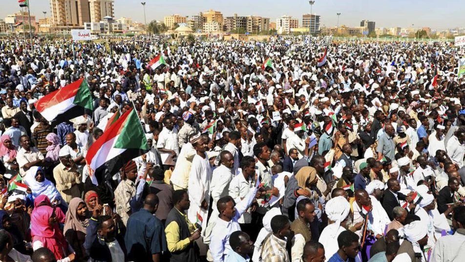 مليونية السودان..السلطات تستبق الحدث بتدابير أمنية وتقيد الإنترنت