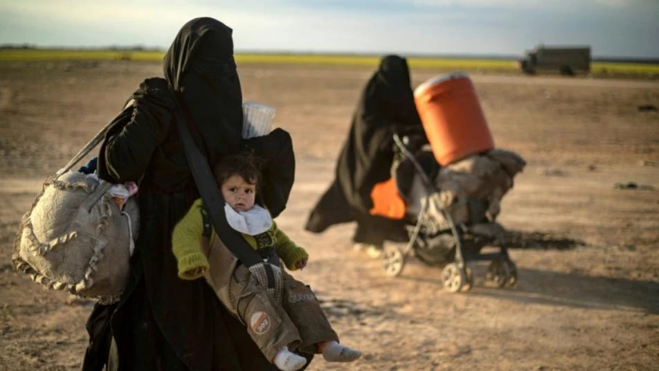 "تليغراف" تروي تفاصيل امرأة من داعش حاولت تجنيد عشرات الفتيات