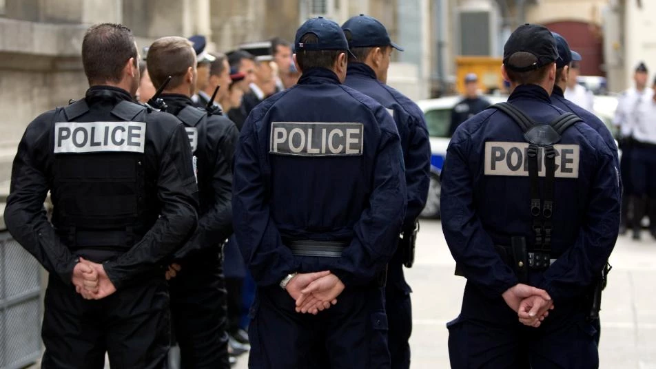 "اجتماع عاجل" بعد موجة انتحار بين عناصر الشرطة الفرنسية