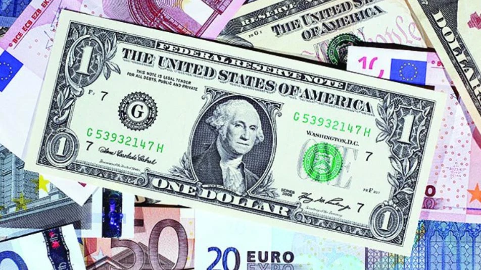 تحسن طفيف في سعر صرف الليرة السورية أمام الدولار 11/03/2021