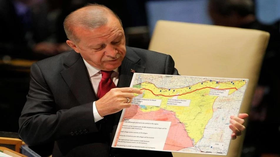 أردوغان يرفع خريطة المنطقة الآمنة بسوريا.. ما هي المناطق الجديدة المحتمل ضمها إليها؟