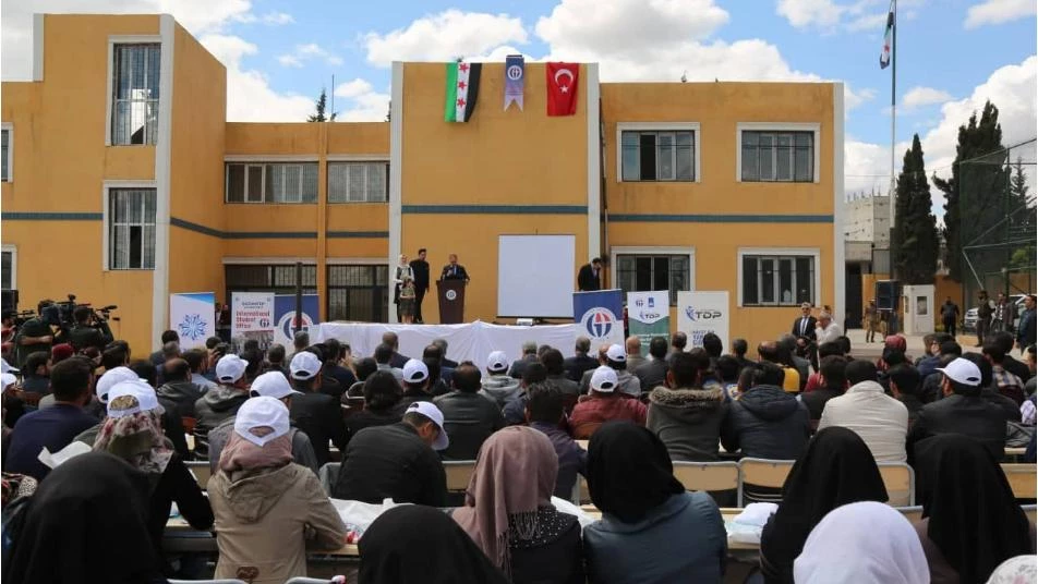 جامعة غازي عنتاب التركية تفتتح عدة معاهد لها بمدينة جرابلس (صور)