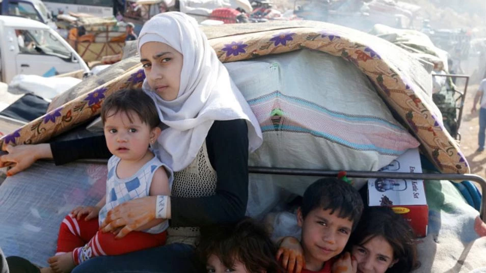 كيف برر وزير شؤون اللاجئين تزايد التضييق على السوررين في لبنان؟