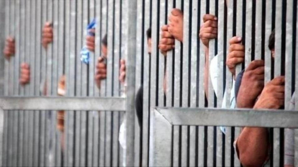 بعد 17 عفواً مزعوماً.. نظام أسد يحتاج إلى 325 سنة للإفراج عن المعتقلين