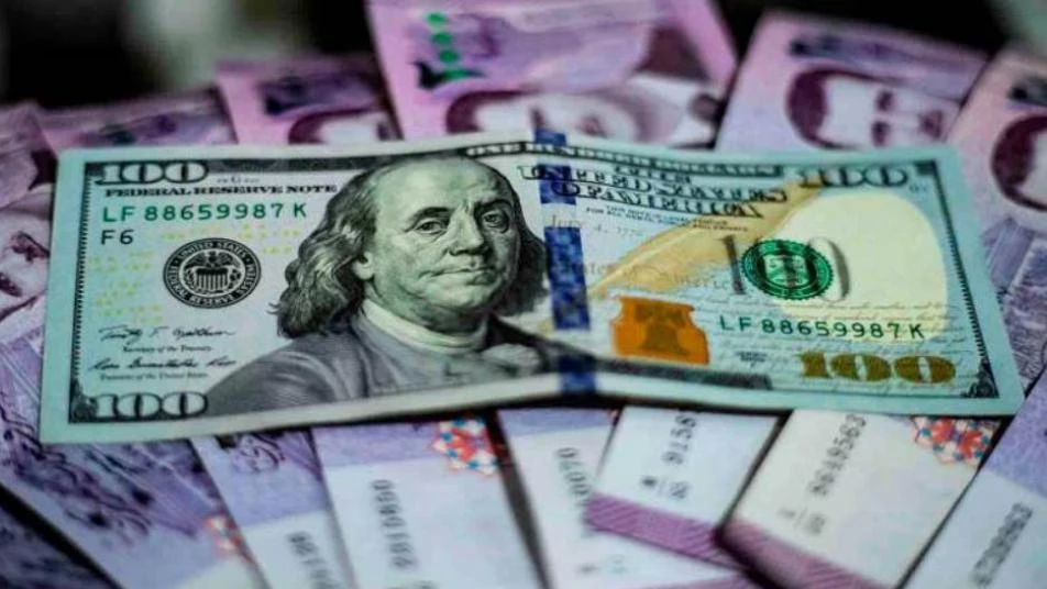الليرة السورية تواصل الانهيار أمام الدولار