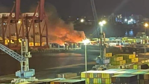 قصف إسرائيلي "غير مسبوق" على ميناء اللاذقية قرب أكبر قاعدة روسية