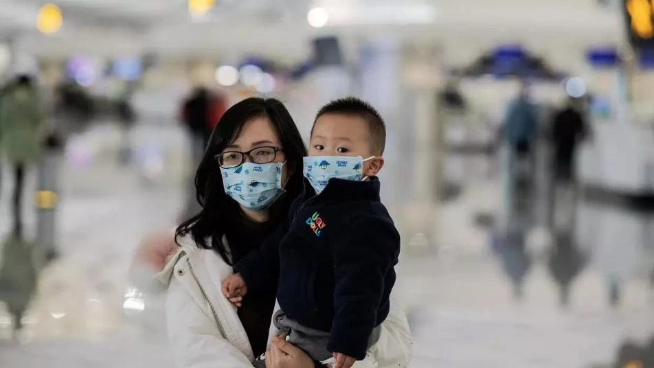 معلومات صادمة.. نصف مرضى الصين ما يزالون حاملين لفيروس كورونا حتى بعد شفائهم