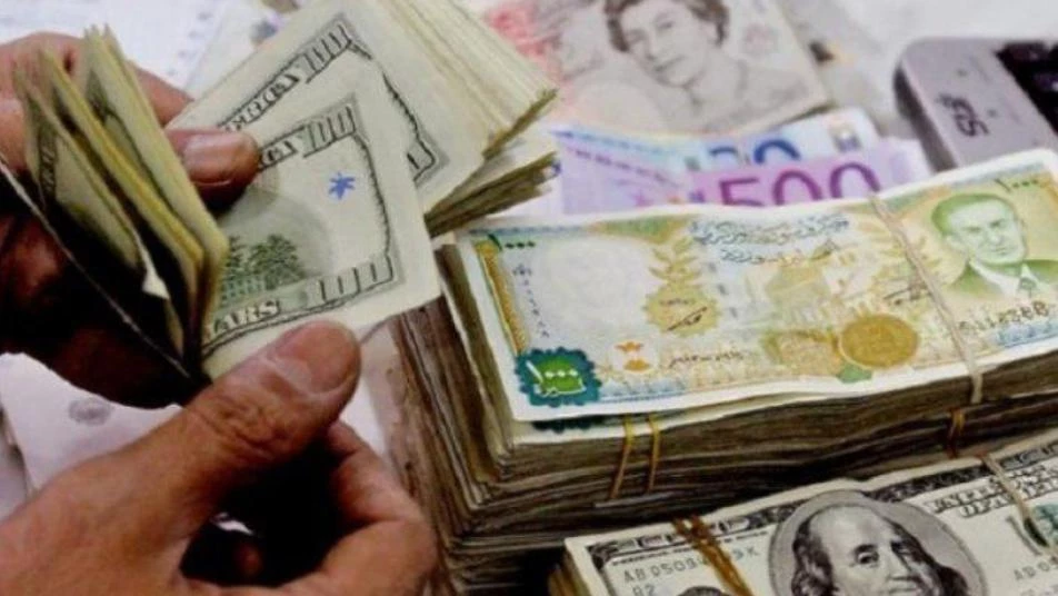 الليرة السورية تواصل الهبوط أمام الدولار وباقي العملات
