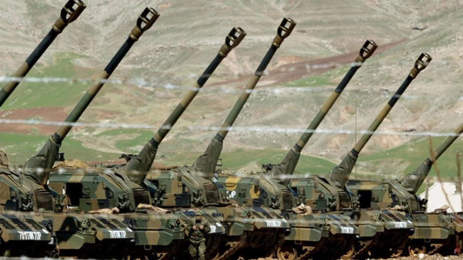 الجيش التركي يستهدف مواقع "الوحدات الكردية" بمحيط مدينة رأس العين