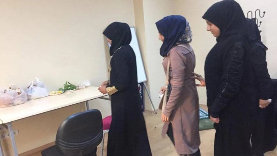 السلطات التركية تعتقل 5 فتيات قاصرات سوريّات.. هذه هي التهمة