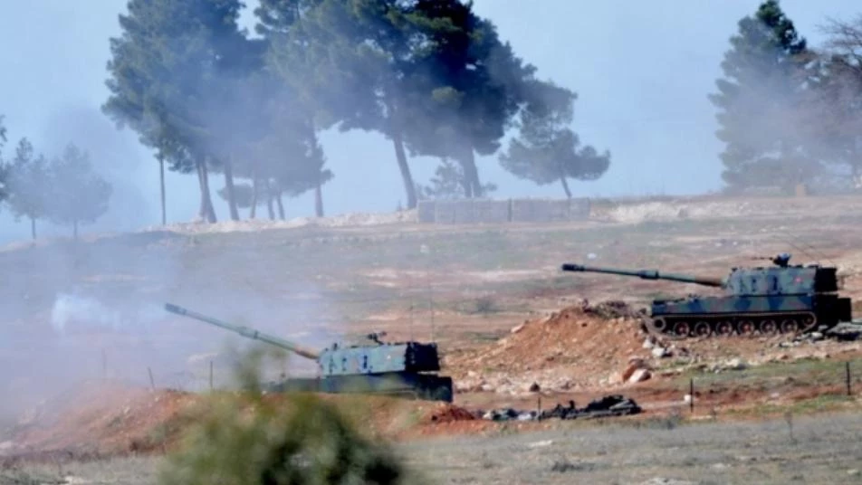 قصف تركي على مواقع ميليشيا "الوحدات الكردية" في مدينة تل رفعت 