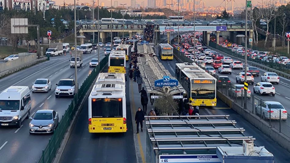 نسب مفاجئة.. بلدية إسطنبول ترفع أسعار المواصلات والخدمات