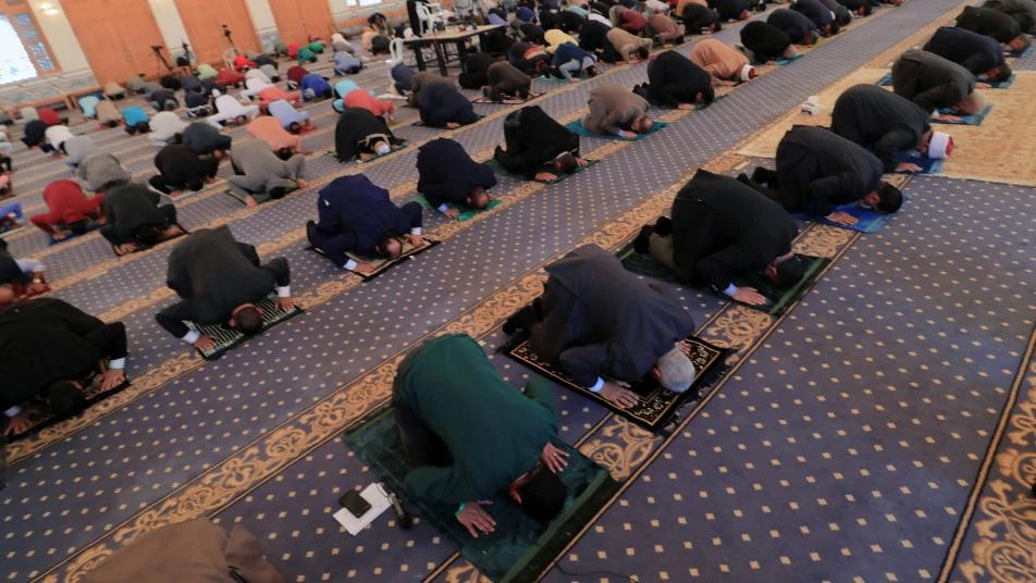 ما هي الدول العربية التي ستسمح بصلاة التراويح في رمضان؟