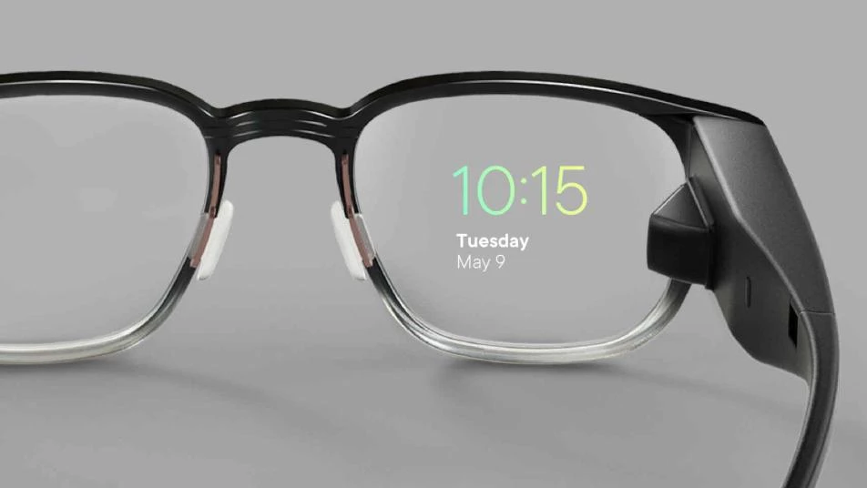 "فيسبوك" تعتزم طرح نظارة ذكية للمهام اليومية