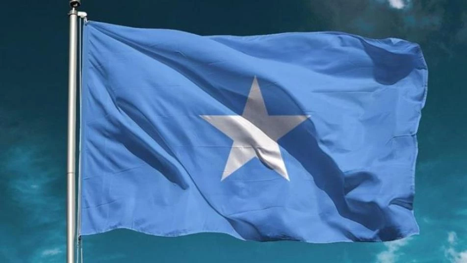 قتلى وجرحى بهجوم انتحاري في مركز حكومي بالصومال