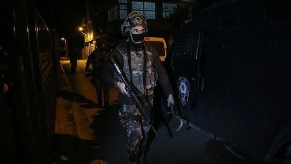 تركيا تعتقل 26 مشتبهاً بالانتماء لـ "داعش" بينهم سوريون
