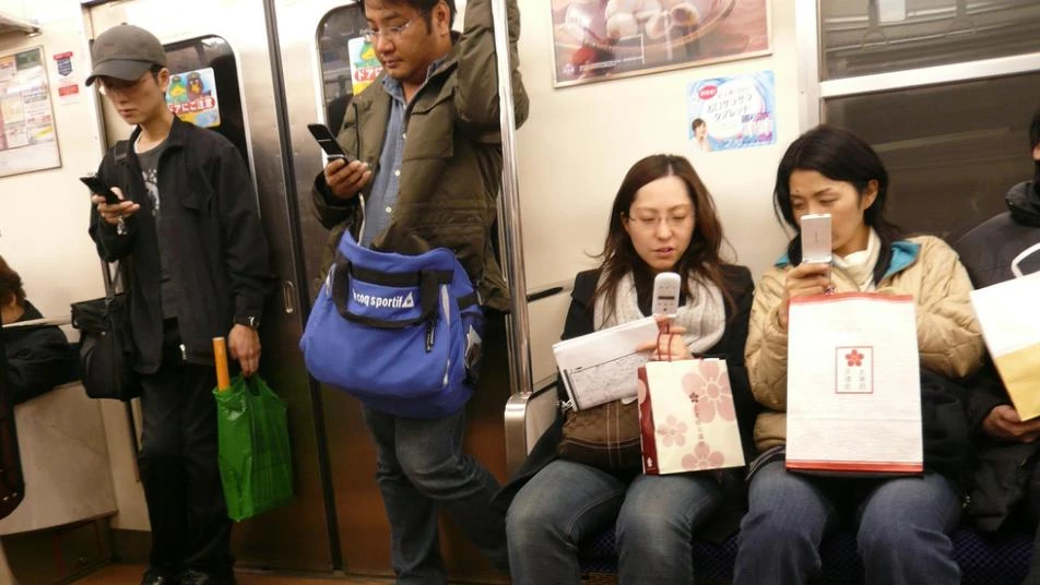 ما الأزمة التي ستصيب الهواتف المحمولة في اليابان بعد ثلاثة أعوام؟