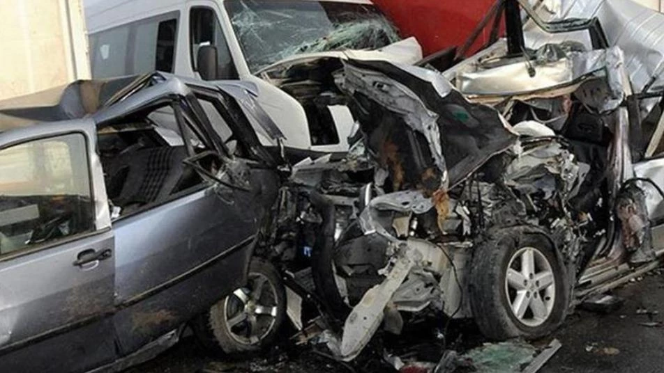 مصرع وجرح 16شخصاً بحادث سير في مصر