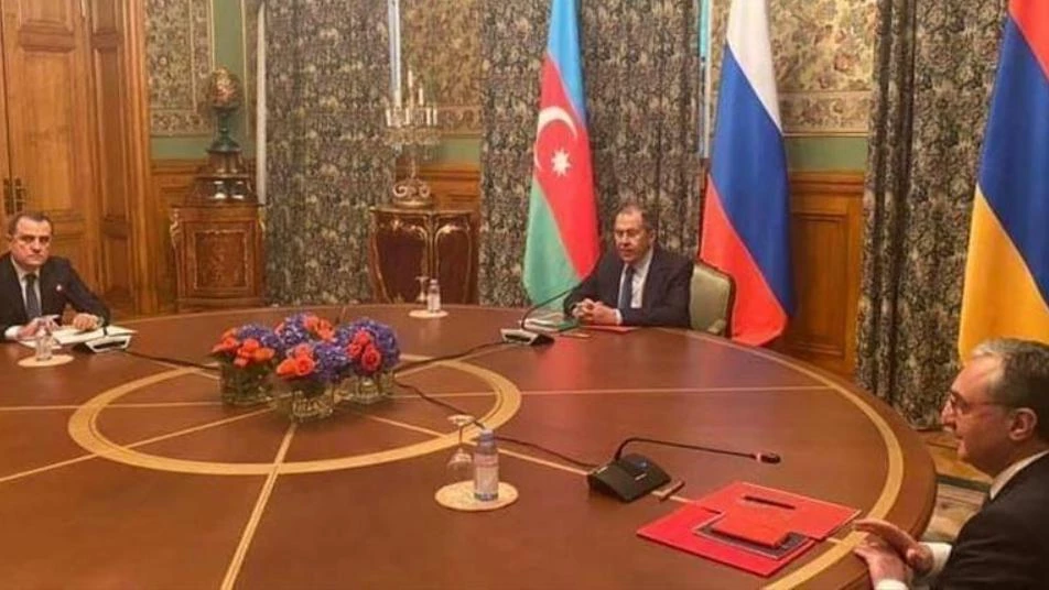 أذربيجان وأرمينيا تتفقان على وقف إطلاق النار بوساطة روسية