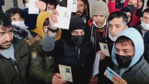 "الأنصار لا يفعلون".. صدمة قانونية وإعلامية بعد ترحيل عشرات السوريين قسريا