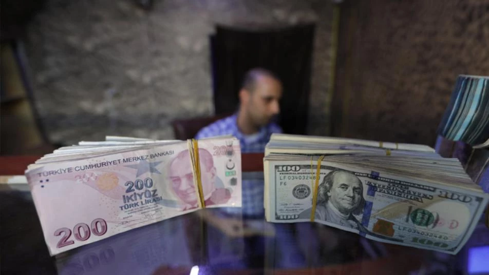 الليرة التركية تسجل سعراً جديداً أمام الدولار الأمريكي 2021/05/15