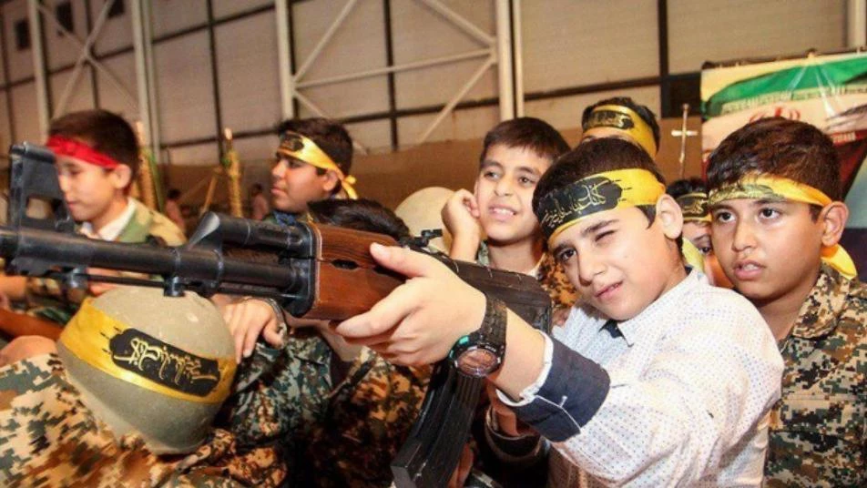 ترغيب وترهيب.. إيران تنشئ معسكرات سرية لتجنيد الأطفال في دير الزور