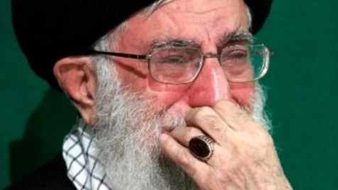 بينهم رئيس سابق..شخصيات إيرانية تفتح النار على خامنئي وإعلامه يصفهم بـ"الخونة"