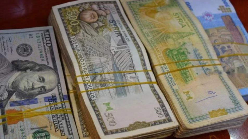 سعر جديد لليرة السورية والتركية أمام الدولار