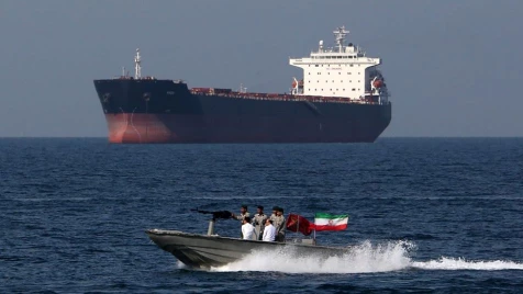 من 3 دول عربية.. إيران تشكل ميليشيا خاصة للقرصنة في الخليج