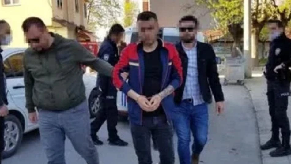 السلطات التركية تعثر على شاب هدد زوجته واعتدى بالضرب على والده