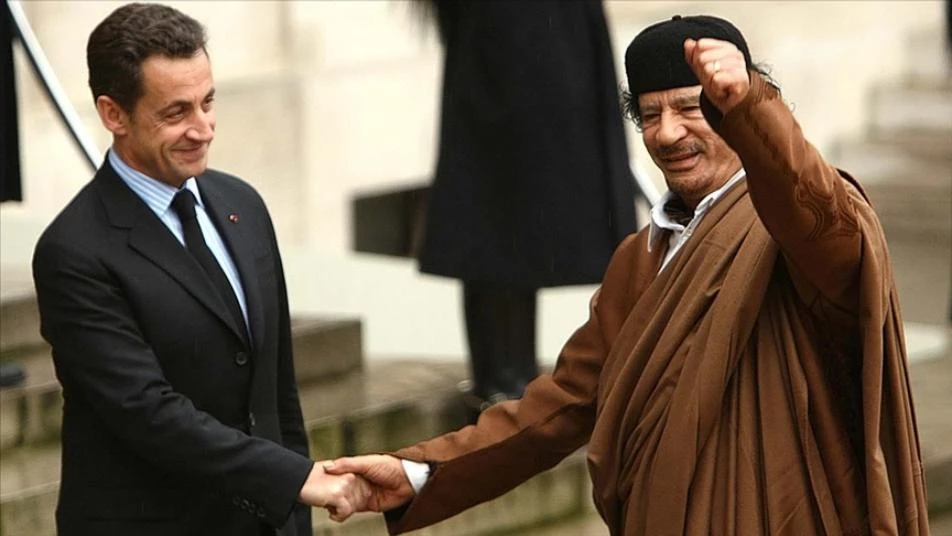 تسريبات هيلاري كلينتون: خمسة أسباب لتدخل فرنسا ضد القذافي