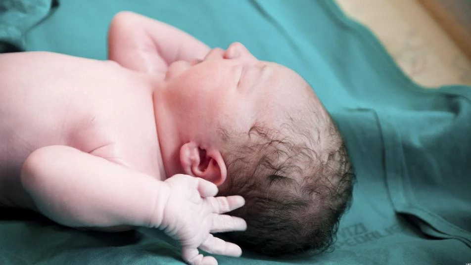 رقم صادم.. ولادة 400 طفل سوري يومياً في تركيا