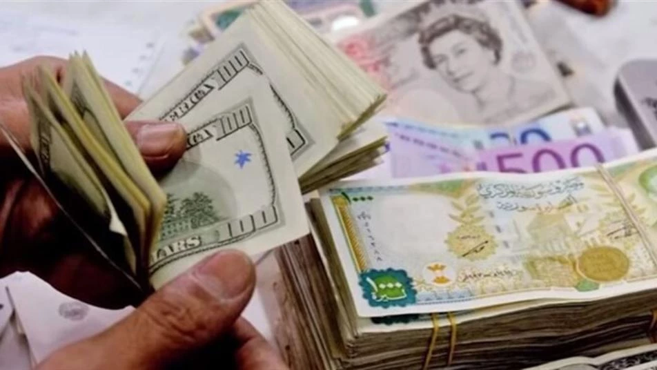 سعر صرف الليرة السورية والتركية أمام العملات الأجنبية