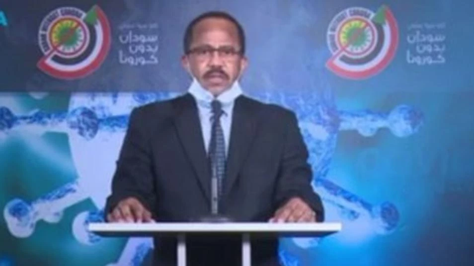 "بانادول وأوكسجين وتموت".. تصريح لوزير الصحة السوداني يثير الجدل حول كورونا (فيديو)