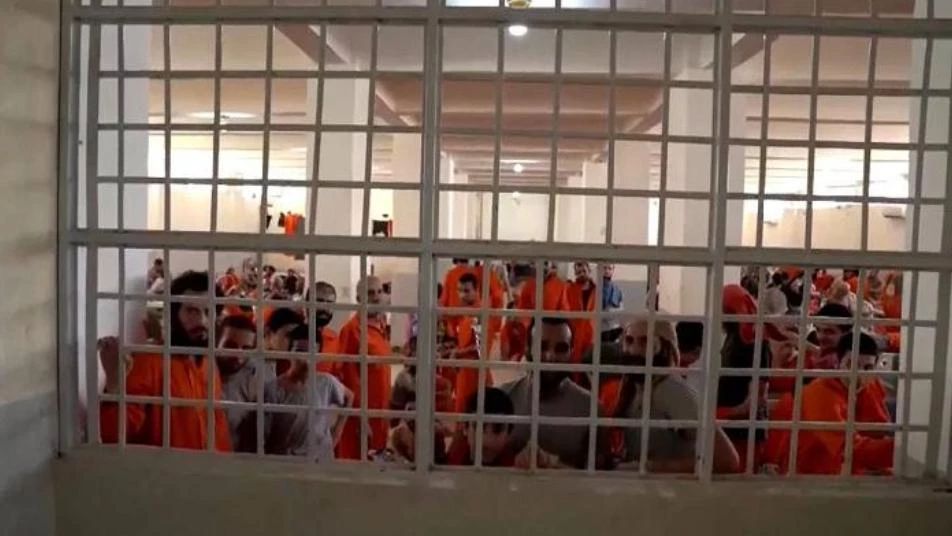 بعد التفاوض معهم.. "قسد" تعلن انتهاء عصيان عناصر "داعش" بأحد سجون الحسكة