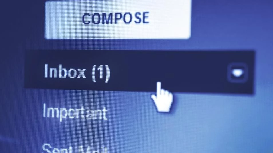 8 أخطاء عليك تجنبها عند استخدام البريد الإلكتروني في العمل
