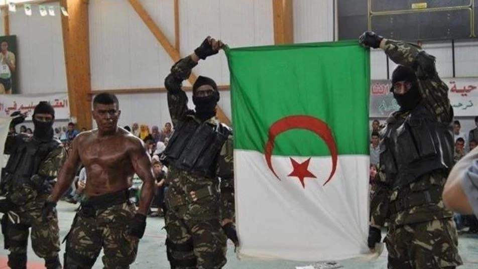 الجيش الجزائري يطرح 4 عناصر لتجاوز  الأزمة في البلاد 