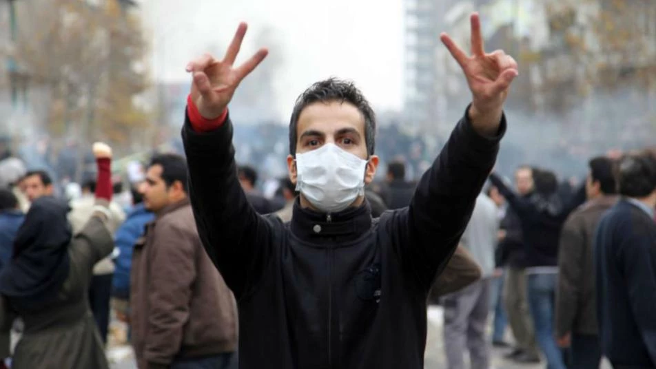 رقم صادم.. إيران تقتل وتعتقل آلاف المحتجين ضد نظام خامنئي