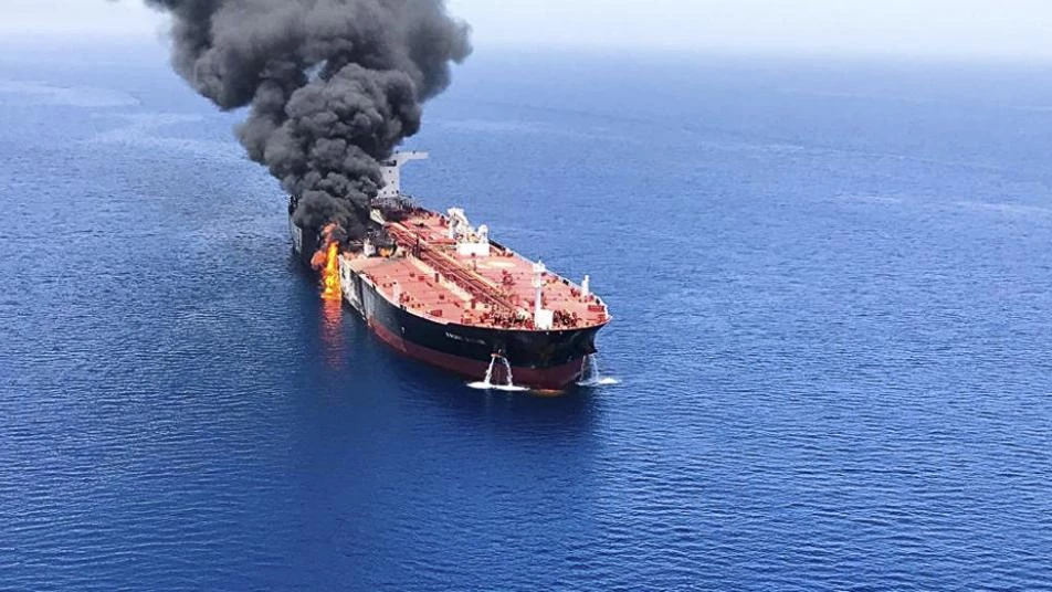 توافق سعودي أمريكي على تحميل إيران مسؤولية استهداف ناقلتي النفط بخليج عمان