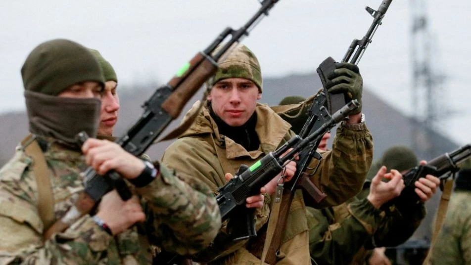 موسكو تبدأ بتجنيد مرتزقة من نظام الأسد للقتال في أوكرانيا