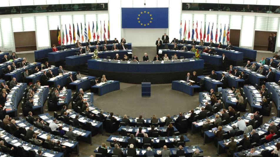 الاتحاد الأوروبي رصد نشاطات "تضليلية" من "مصادر روسية" خلال انتخاباته البرلمانية