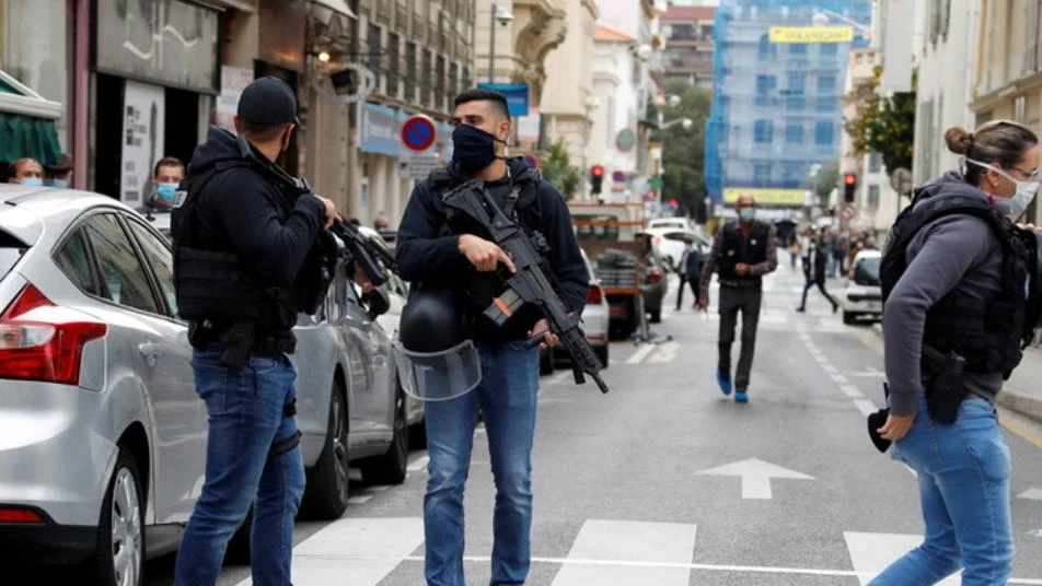 فرنسا تحذر من هجمات جديدة وتنتقد تصريحات أردوغان