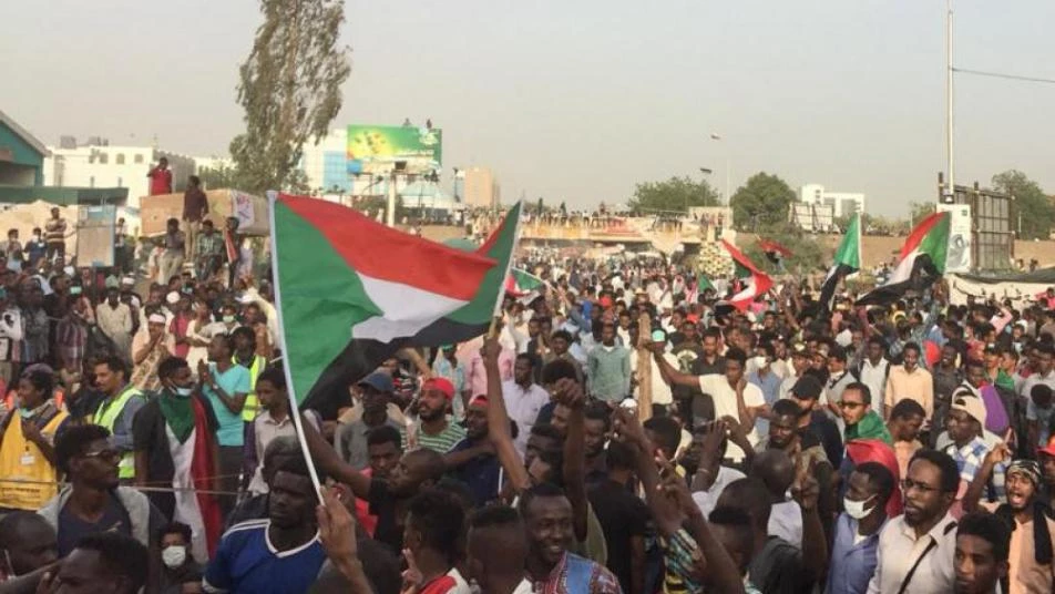7 كتل سياسية سودانية تطالب المجلس العسكري بحكومة تكنوقراط