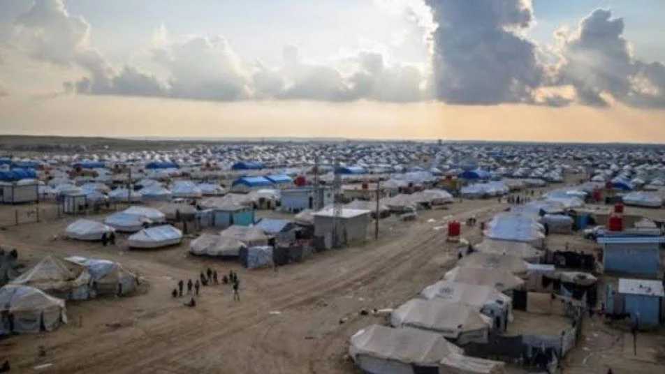 شبكة محلية: "قسد" ستطلق سراح مئات الأشخاص من مخيم الهول