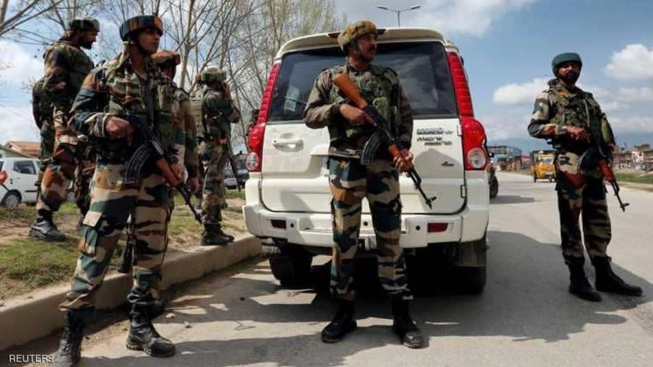مقتل عسكريين اثنين في الجيش الهندي بانفجار سيارة مفخخة