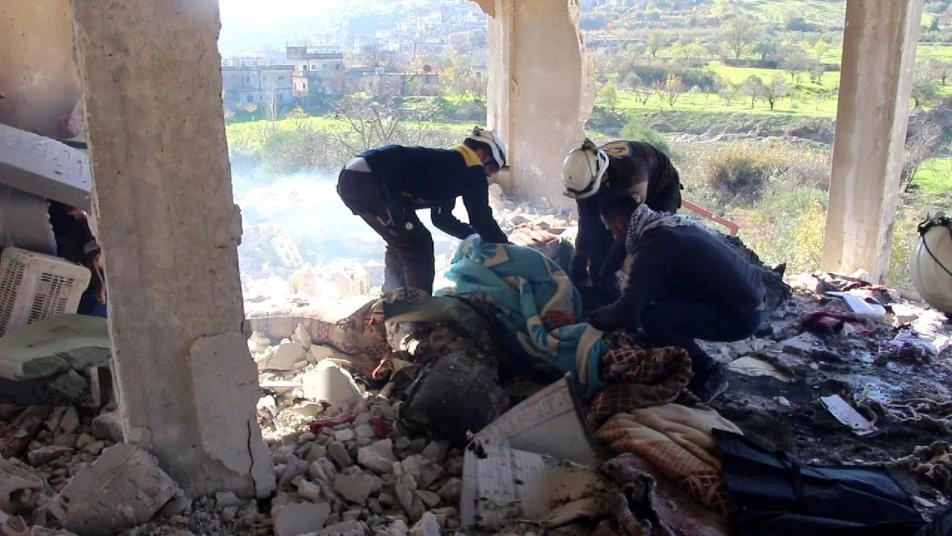 مقتل 24 مدنياً وإصابة 22 آخرين حصيلة يوم واحد جراء القصف على ريف إدلب