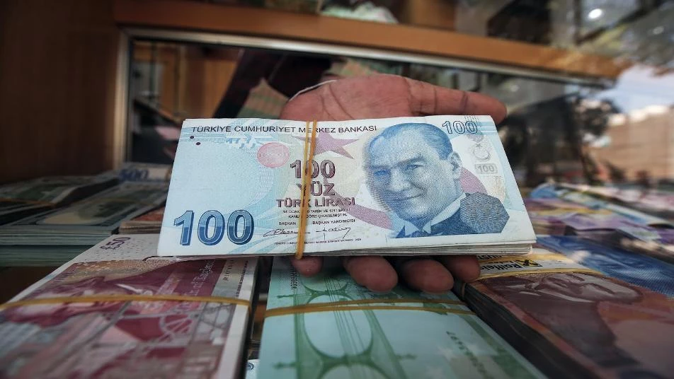 تحسن طفيف في سعر صرف الليرة السورية أمام الدولار اليوم 06/11/2020
