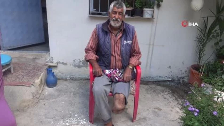 طبيب سوري نازح يحقق حلم مسن تركي بالسير على قدميه (صور)